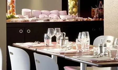 Campanile Nature - Ermont 3*