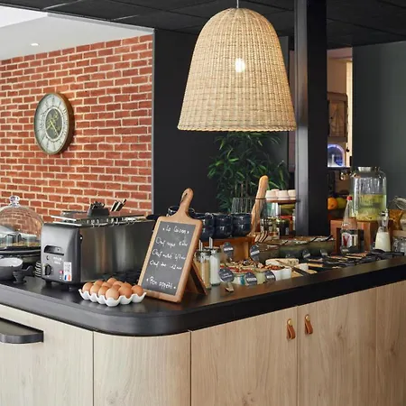 Hotel Campanile Nature - Ermont 3*