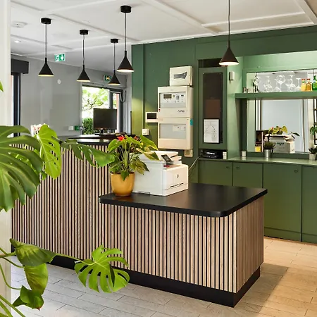 Hotel Campanile Nature - Ermont 3*