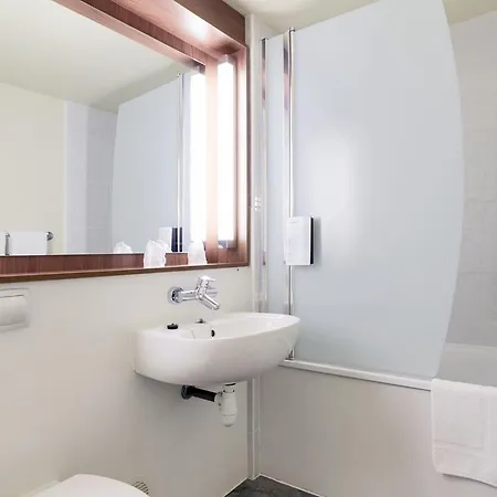 Kyriad - Ermont Hotel Sannois